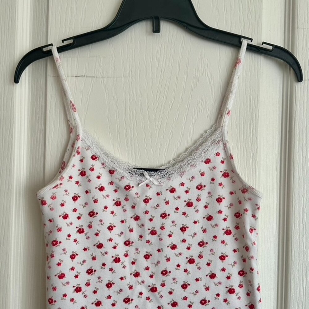 Rare Brandy Melville/John Galt White Floral Skylar Bow Tank Top